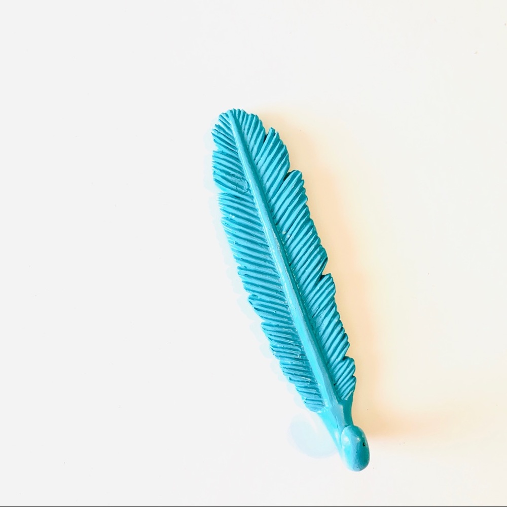 DONATED!• Feather Robe hook•